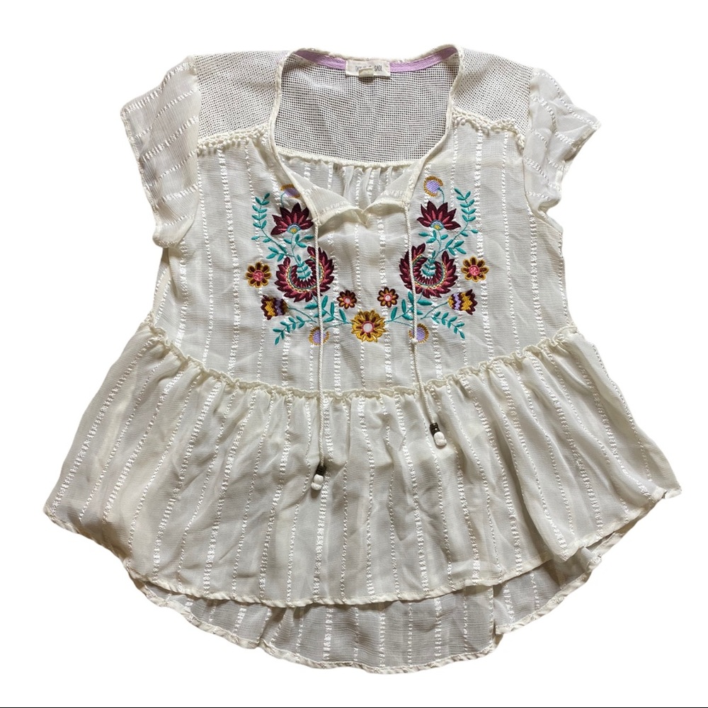 Taylor & Sage Cream Flower Peplum Shirt Size XS